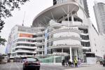 Gurney Paragon Mall