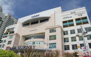 Gurney Plaza